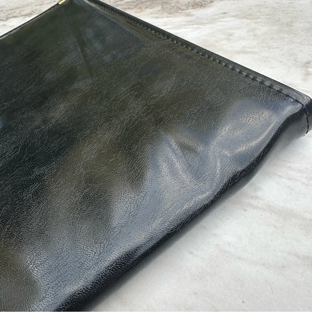 University of‎ Notre Dame Black Faux Leather Medallion Portfolio Pad Pen Holder